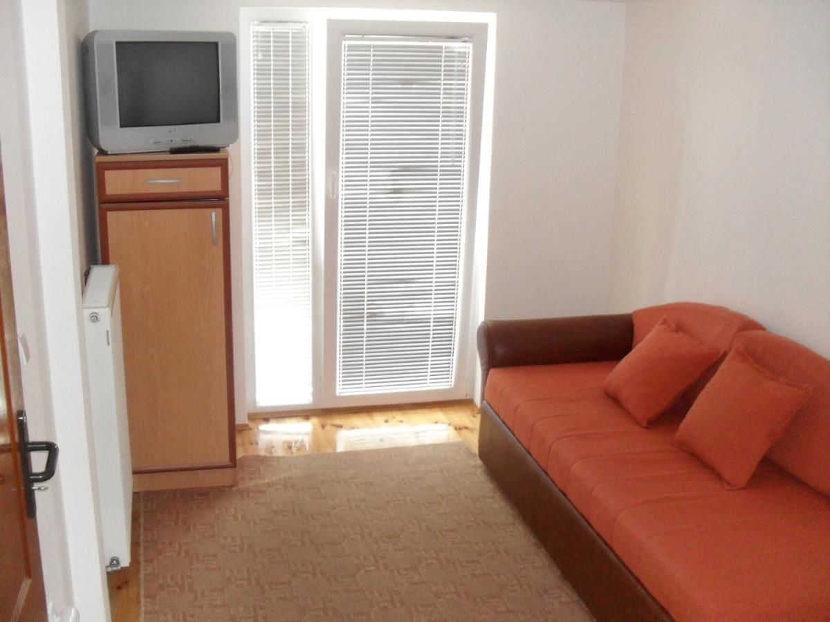 Отель Hotel Lovac Жабляк