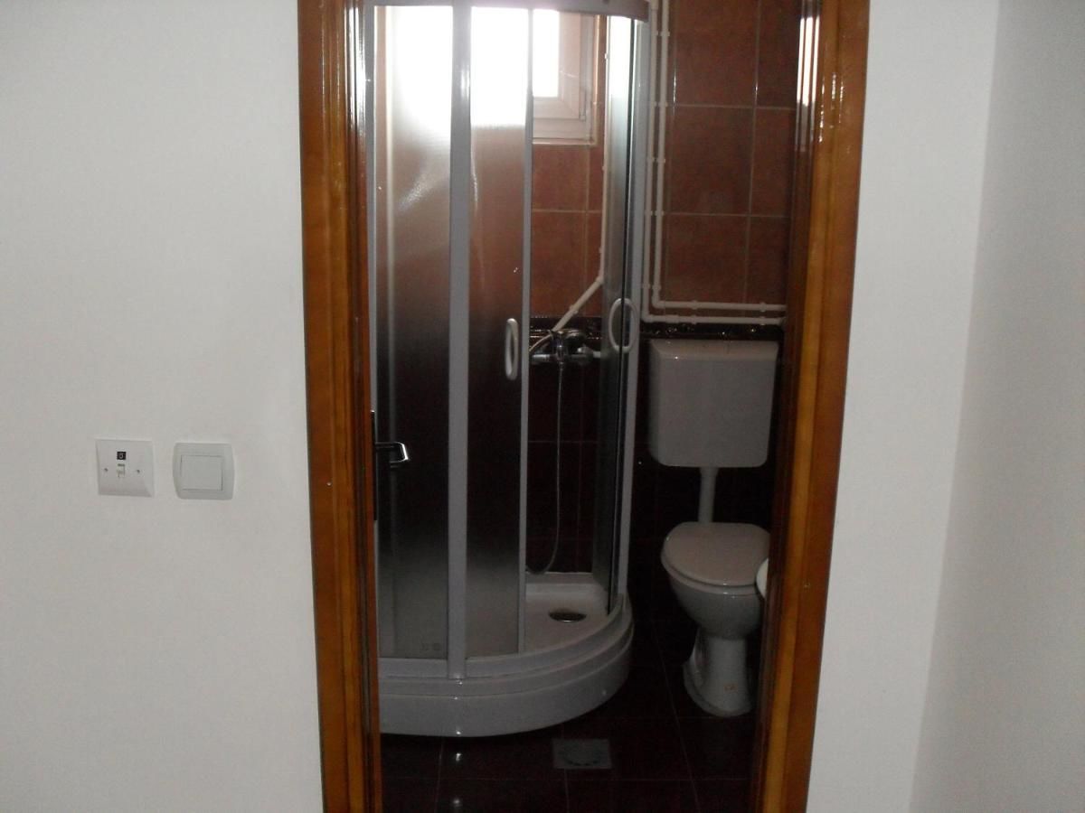 Отель Hotel Lovac Жабляк-41