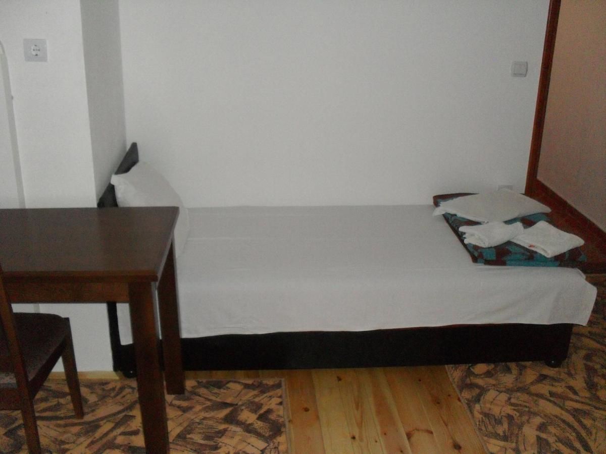 Отель Hotel Lovac Жабляк