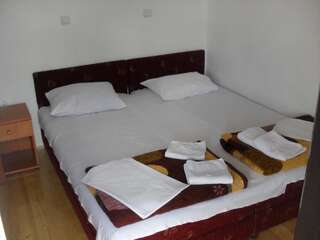 Отель Hotel Lovac Жабляк Номер-студио с балконом (для 1 взрослого)-9