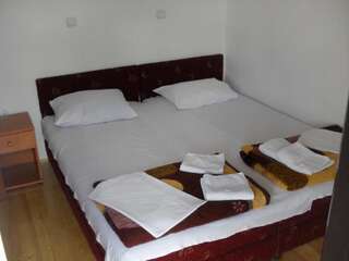 Отель Hotel Lovac Жабляк Номер-студио с балконом (для 1 взрослого)-17