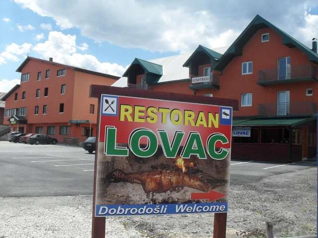 Отель Hotel Lovac Жабляк-15