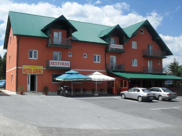 Отель Hotel Lovac Жабляк-20