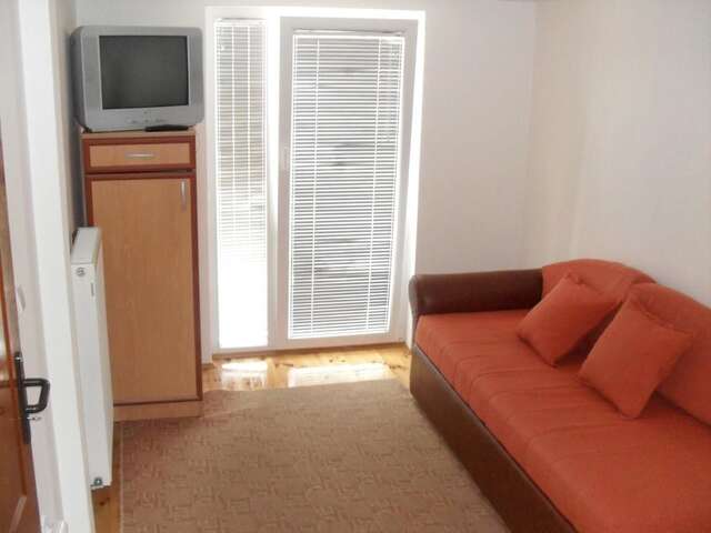 Отель Hotel Lovac Жабляк-32